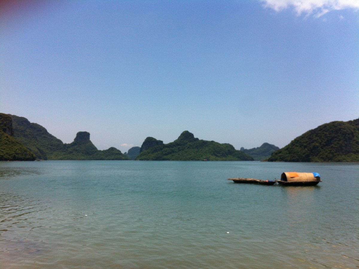 Cat Ba island and Lan Ha&nbsp;bay